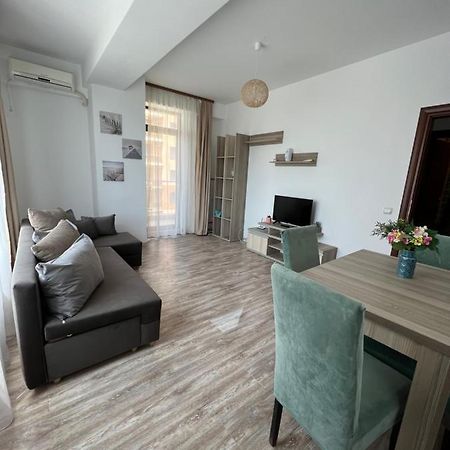 Summerland Beach&Sun Apartments 马马亚 外观 照片