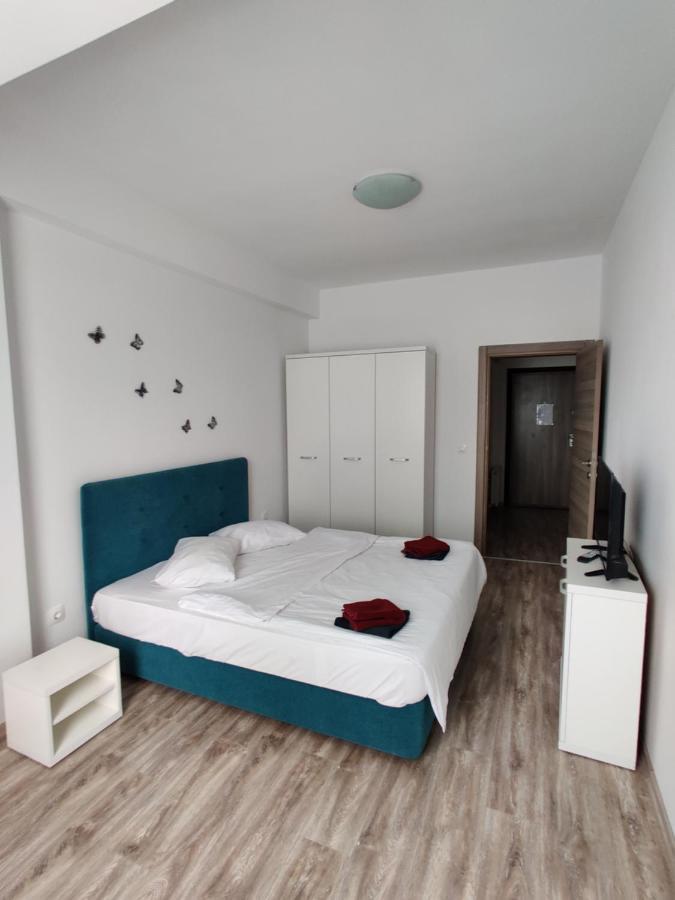 Summerland Beach&Sun Apartments 马马亚 外观 照片