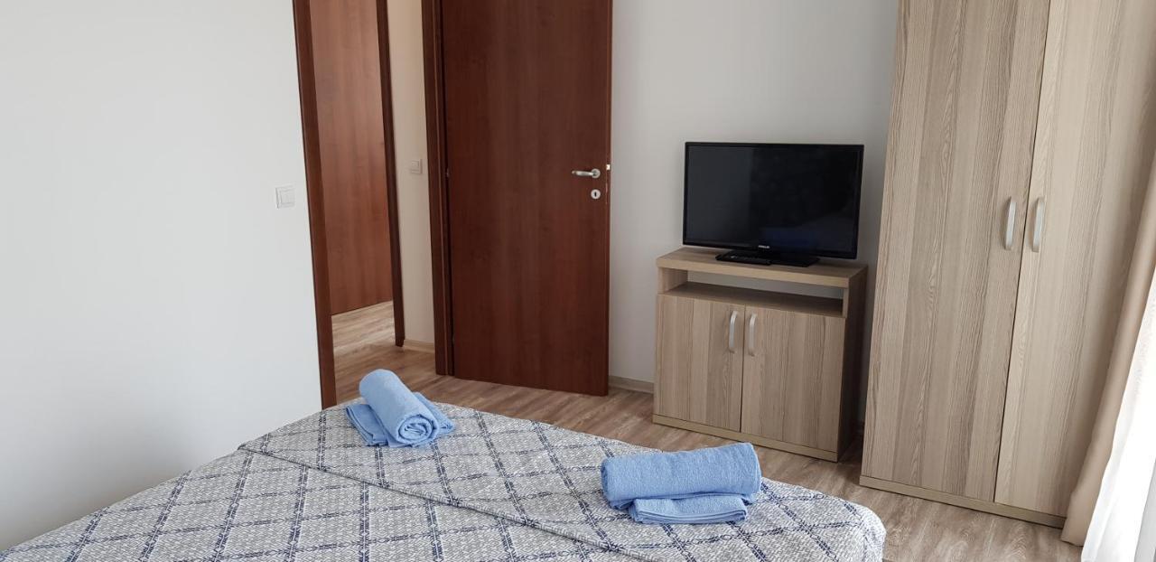 Summerland Beach&Sun Apartments 马马亚 外观 照片