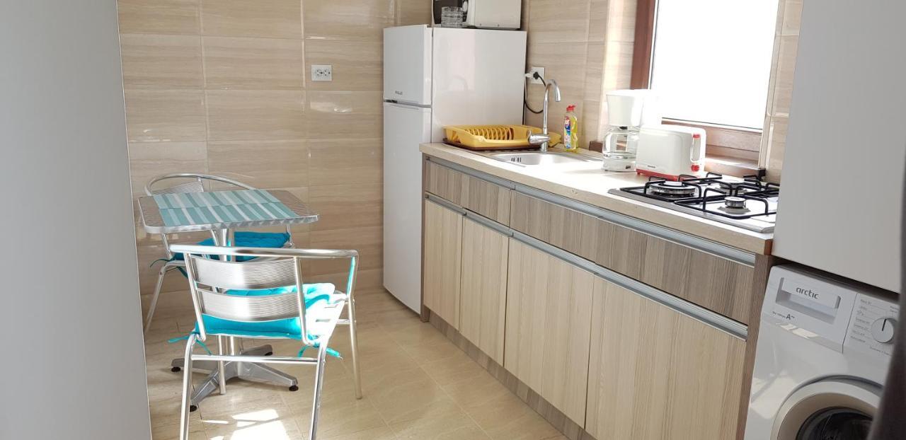 Summerland Beach&Sun Apartments 马马亚 外观 照片